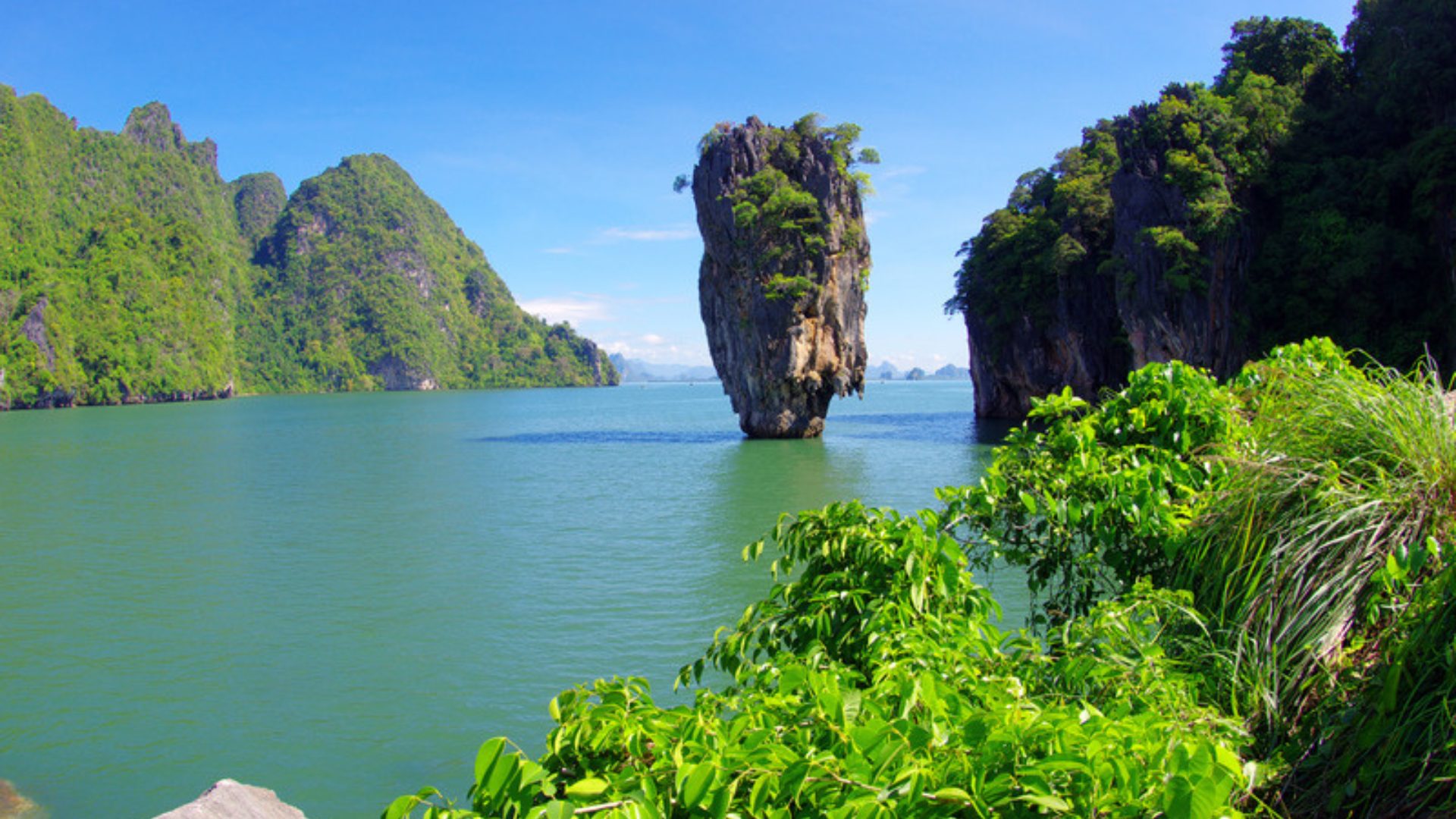 James Bond Island photo 3