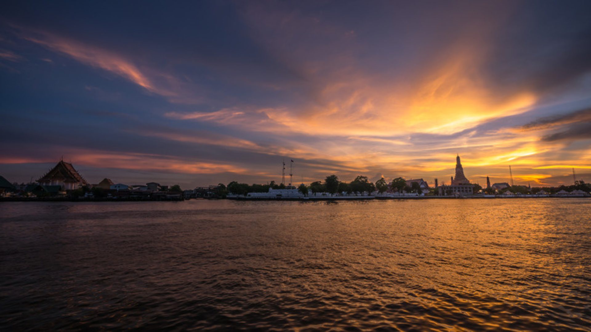 Wat Arun photo 2