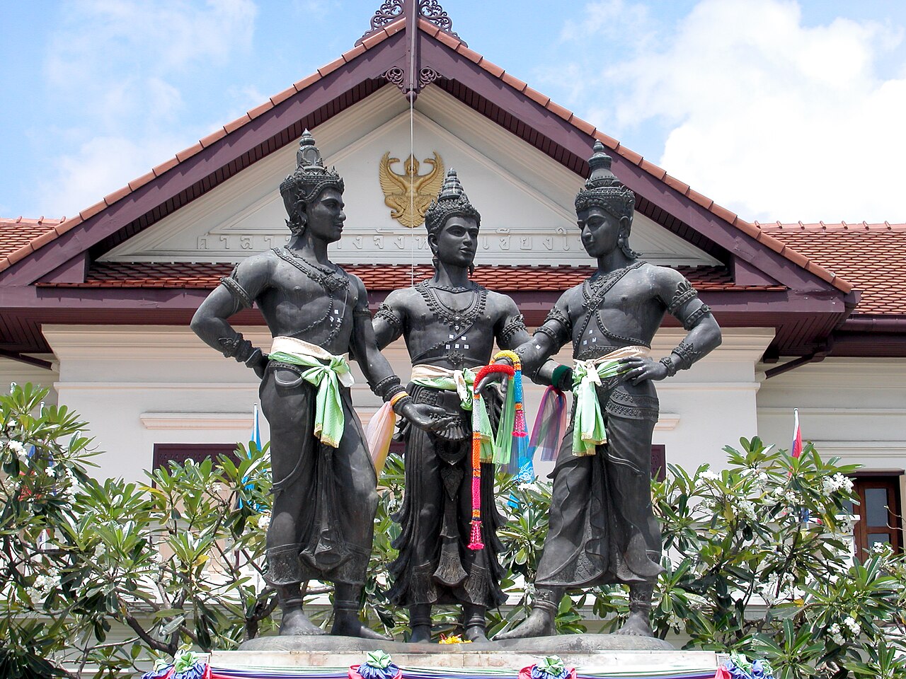 อนุสาวรีย์สามกษัตริย์ photo 1