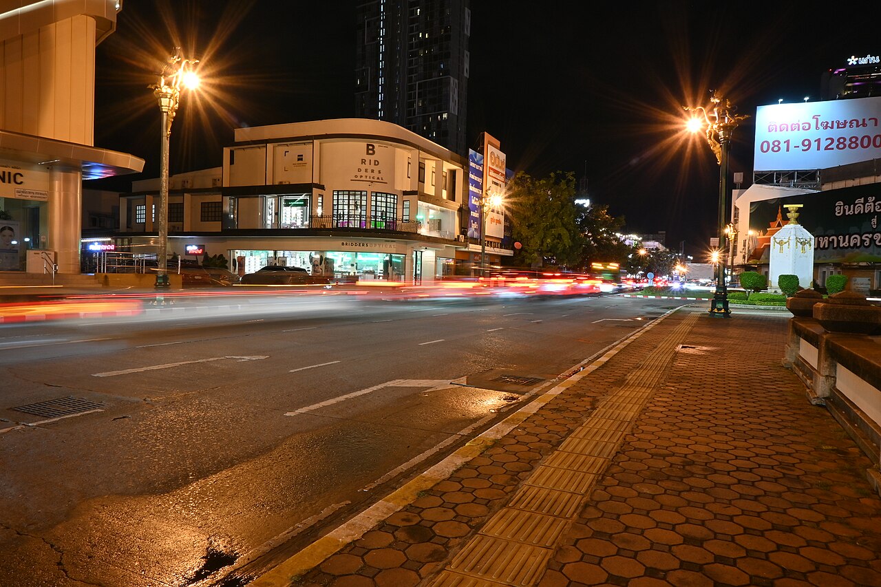 อนุสาวรีย์ประชาธิปไตย photo 1
