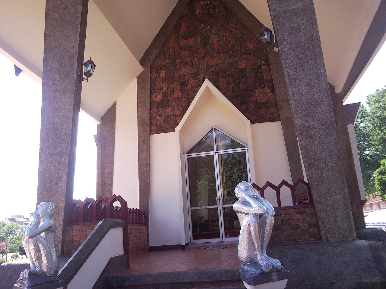 Thao Suranari photo 1