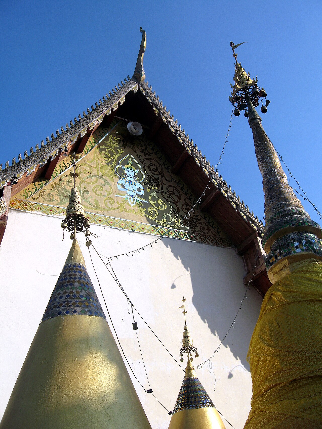 พระขาวองค์ใหญ่ photo 1