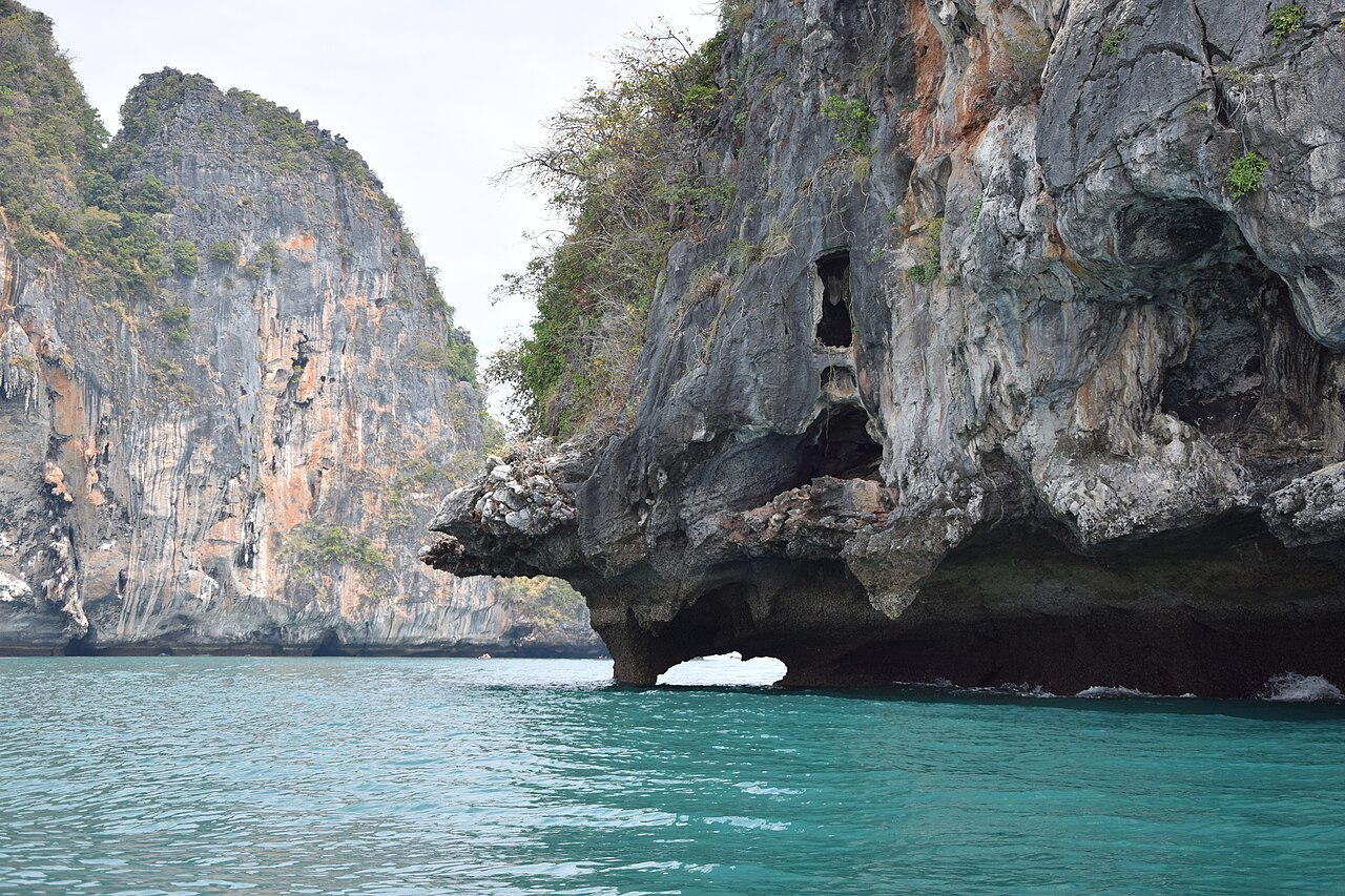 Poda Island photo 1